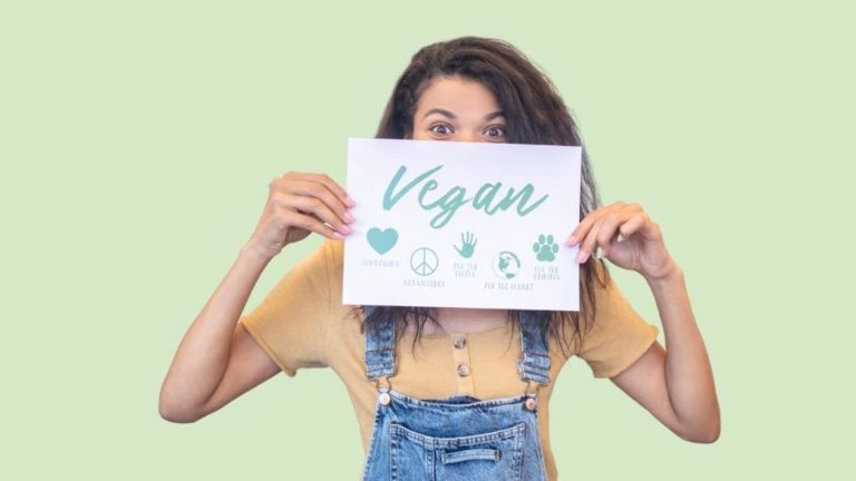 Vegetariër of veganist? Ben je bang dat je misschien tekorten hebt van bepaalde voedingsstoffen. Met dit schema weet je exact wat er nodig is.